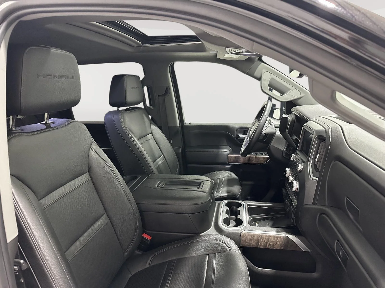 Used 2021 EBONY TWILIGHT METALLIC GMC Denali image 28