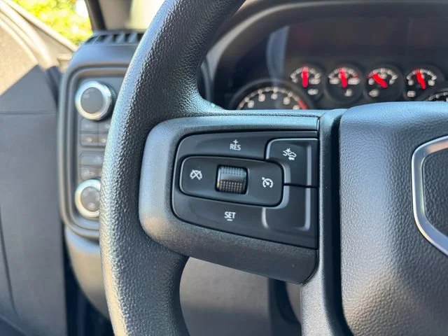 Used 2025 Onyx Black GMC Pro image 21