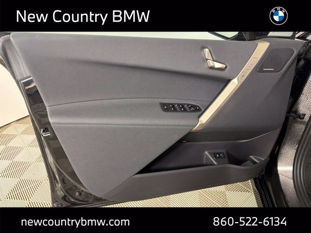 Used 2023 Black BMW xDrive50 image 12