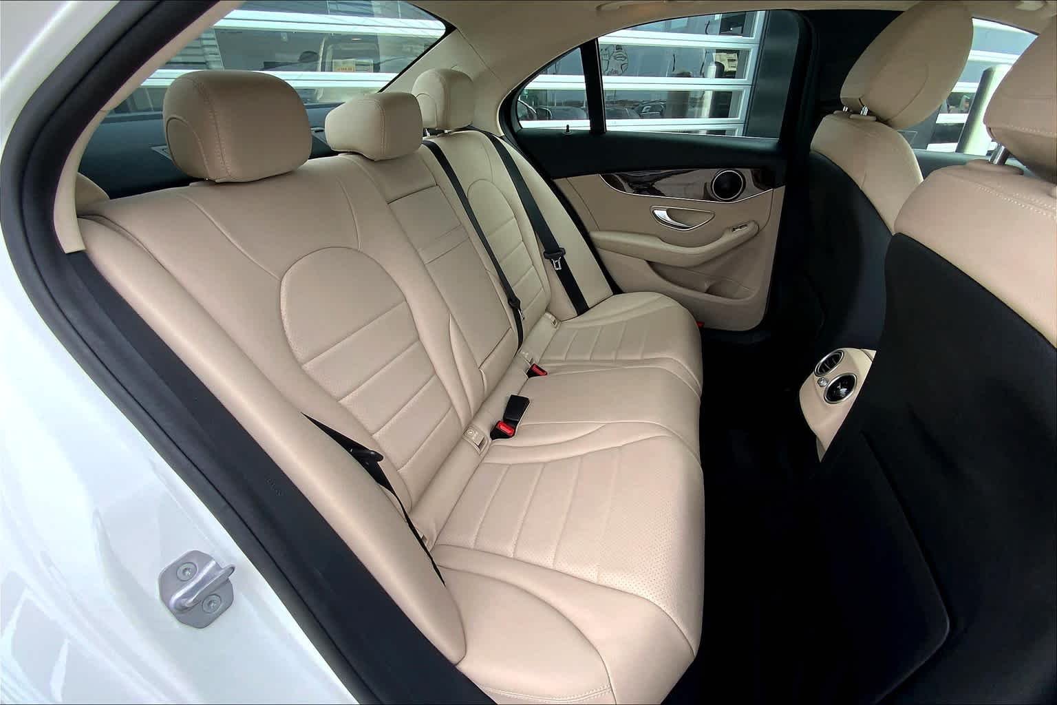 Used 2019 Polar White Mercedes-Benz C 300 image 18