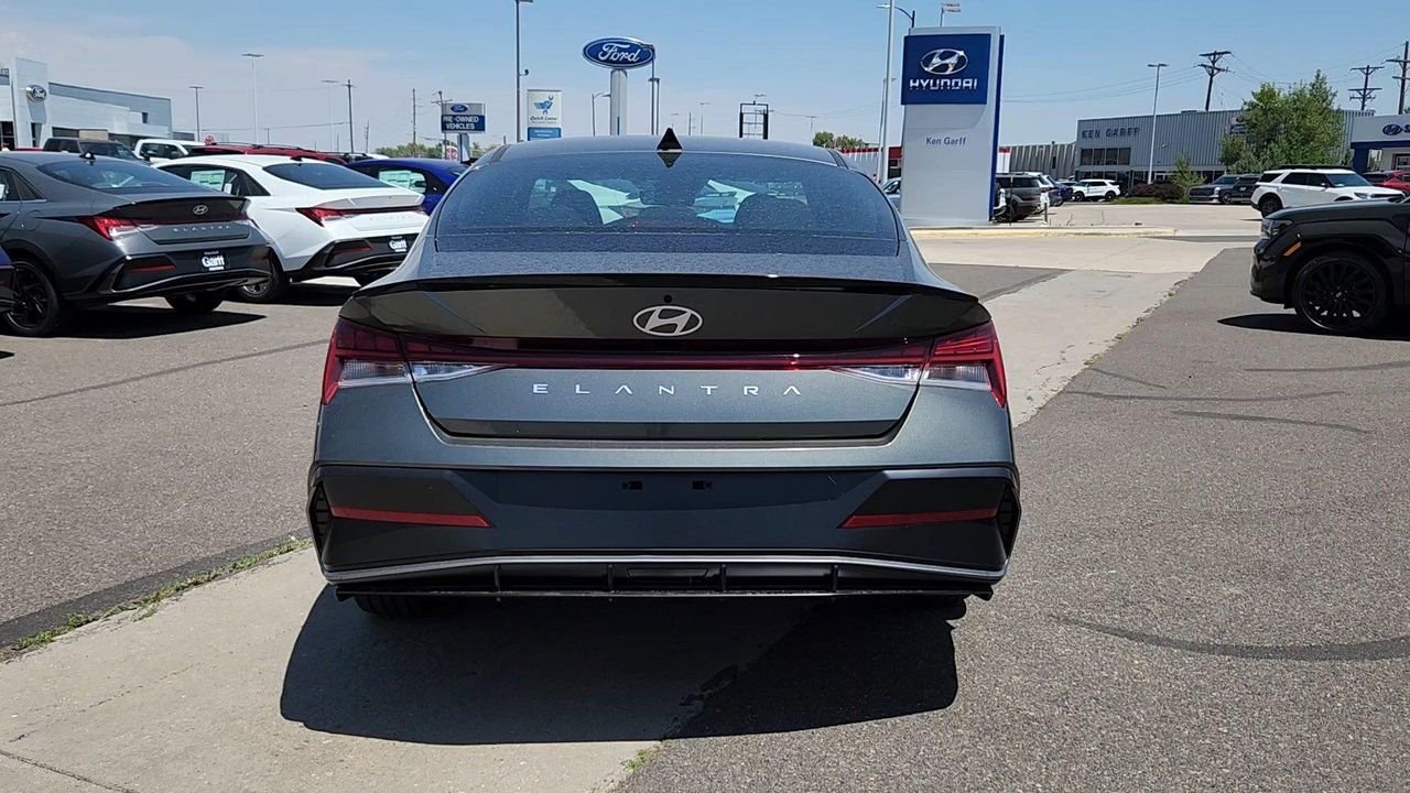 New 2026 Amazon Gray Hyundai SEL Sport Premium image 19