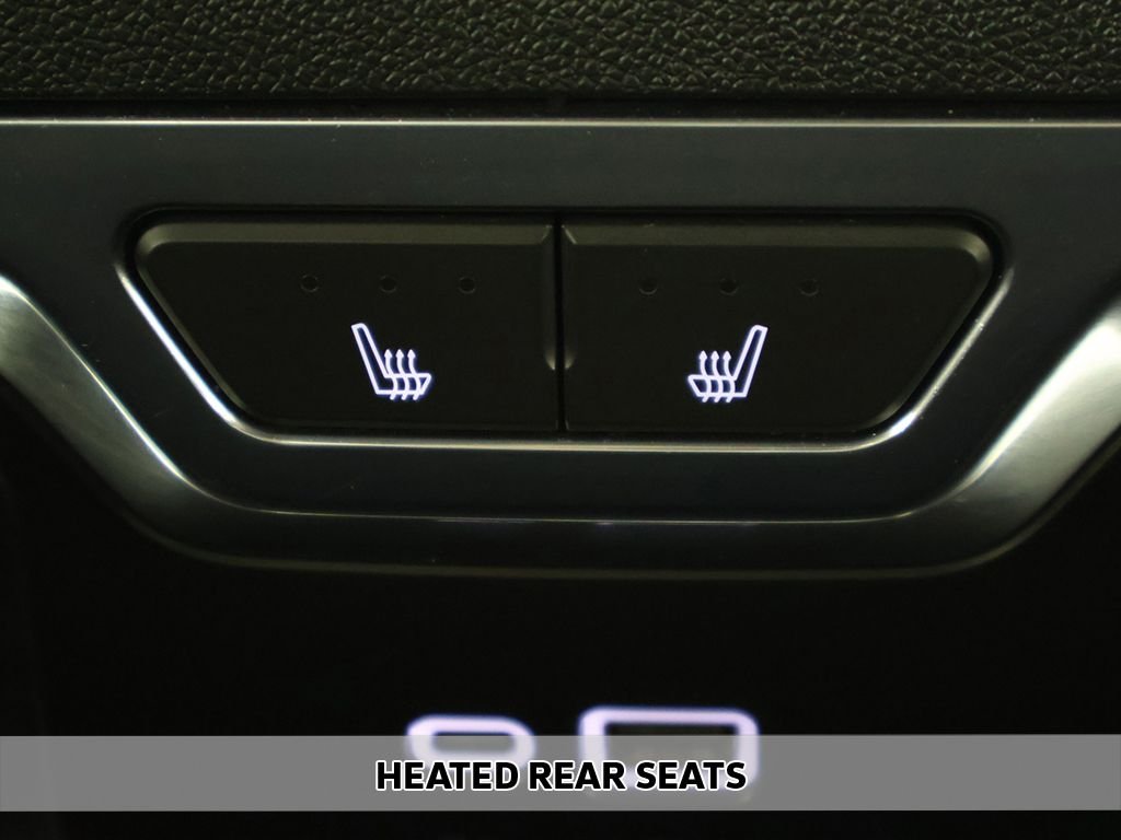 Used 2024 White GMC Denali image 10