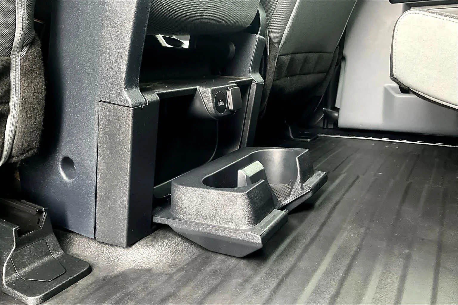 Certified Used 2024 Carbonized Gray Metallic Ford XL image 36