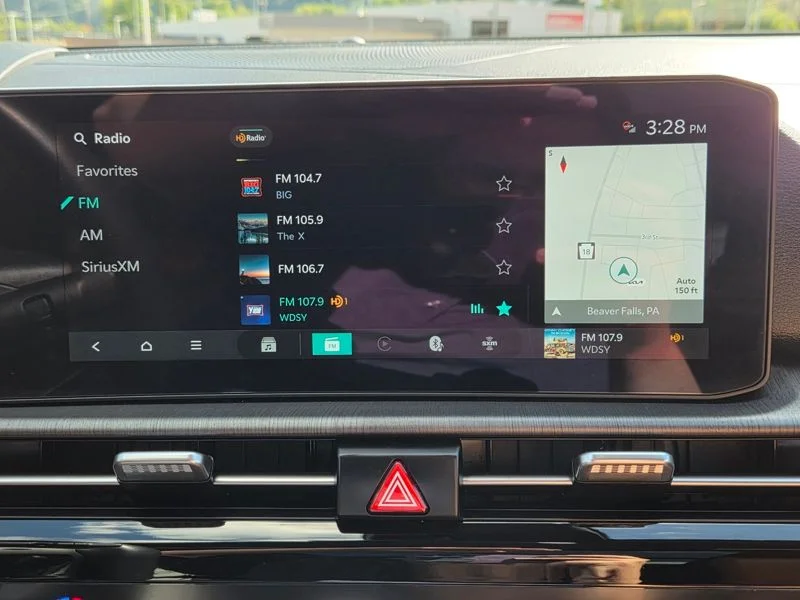 Used 2026 Black Kia X-Line image 33