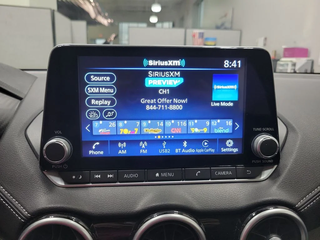 Used 2025 White Nissan SV image 5