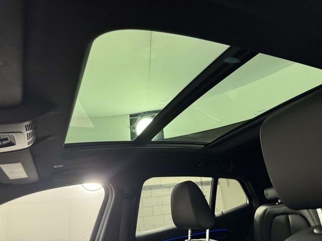 Used 2020 White BMW xDrive28i image 34