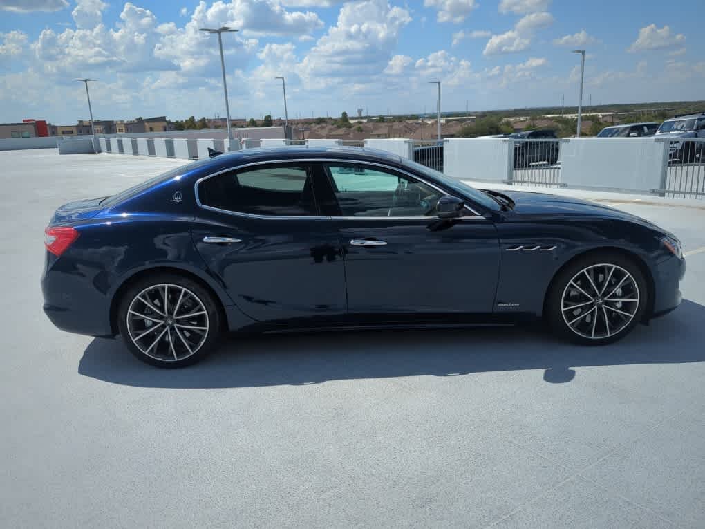 Used 2019 Grigio Maratea Metallescent Maserati S GranLusso image 8