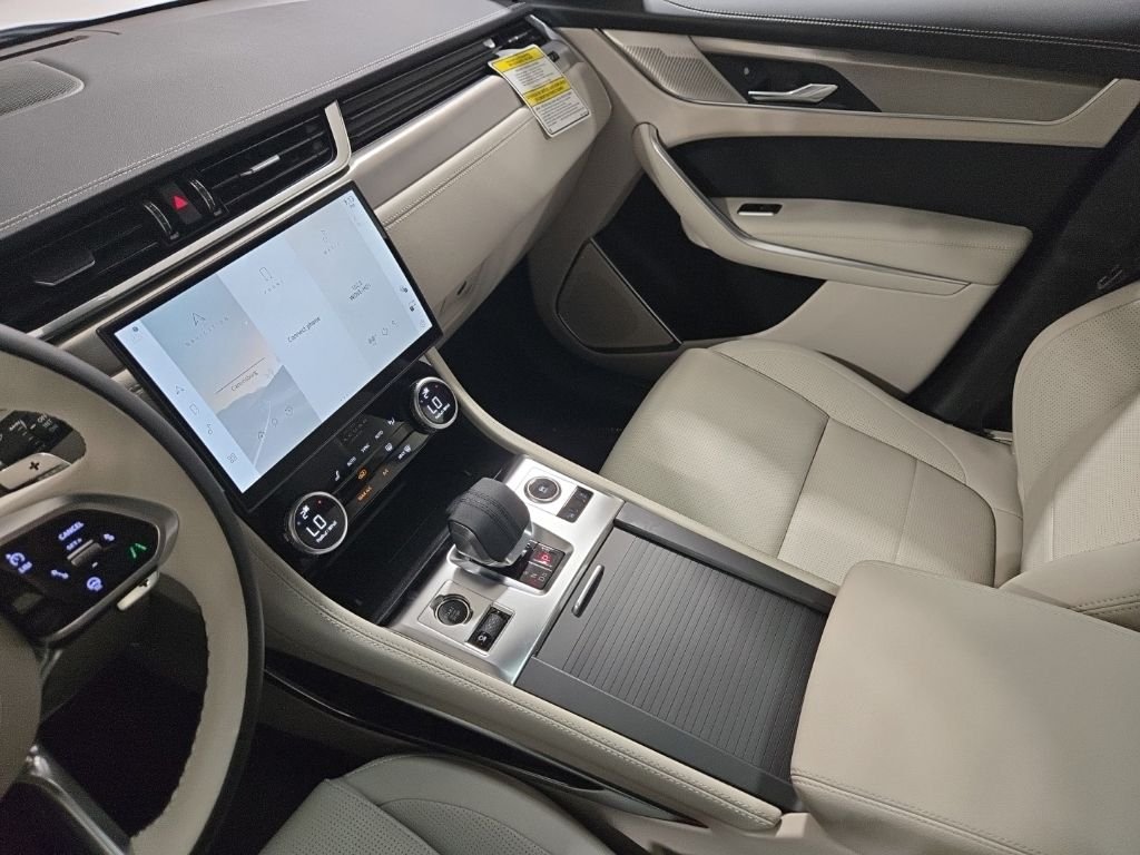 2026 Jaguar F-Pace R-Dynamic S - Photo 12