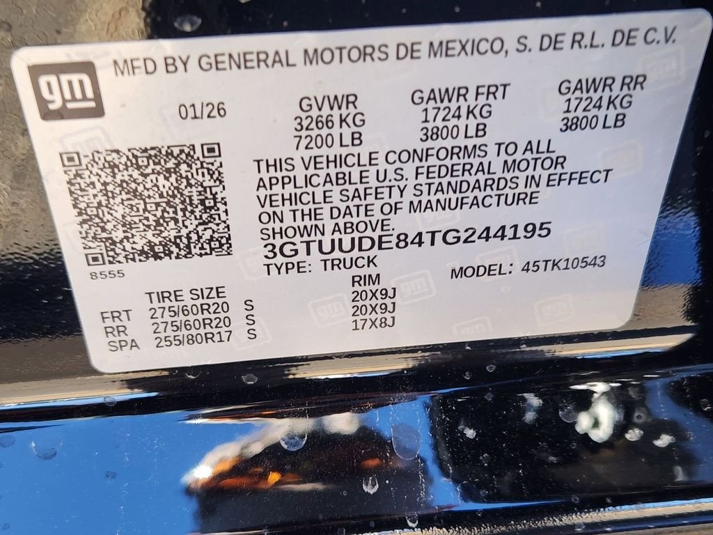 New 2026 Onyx Black GMC SLT image 25