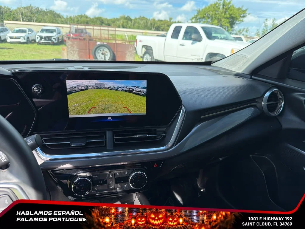Used 2024 Sterling Gray Metallic Chevrolet ACTIV image 21