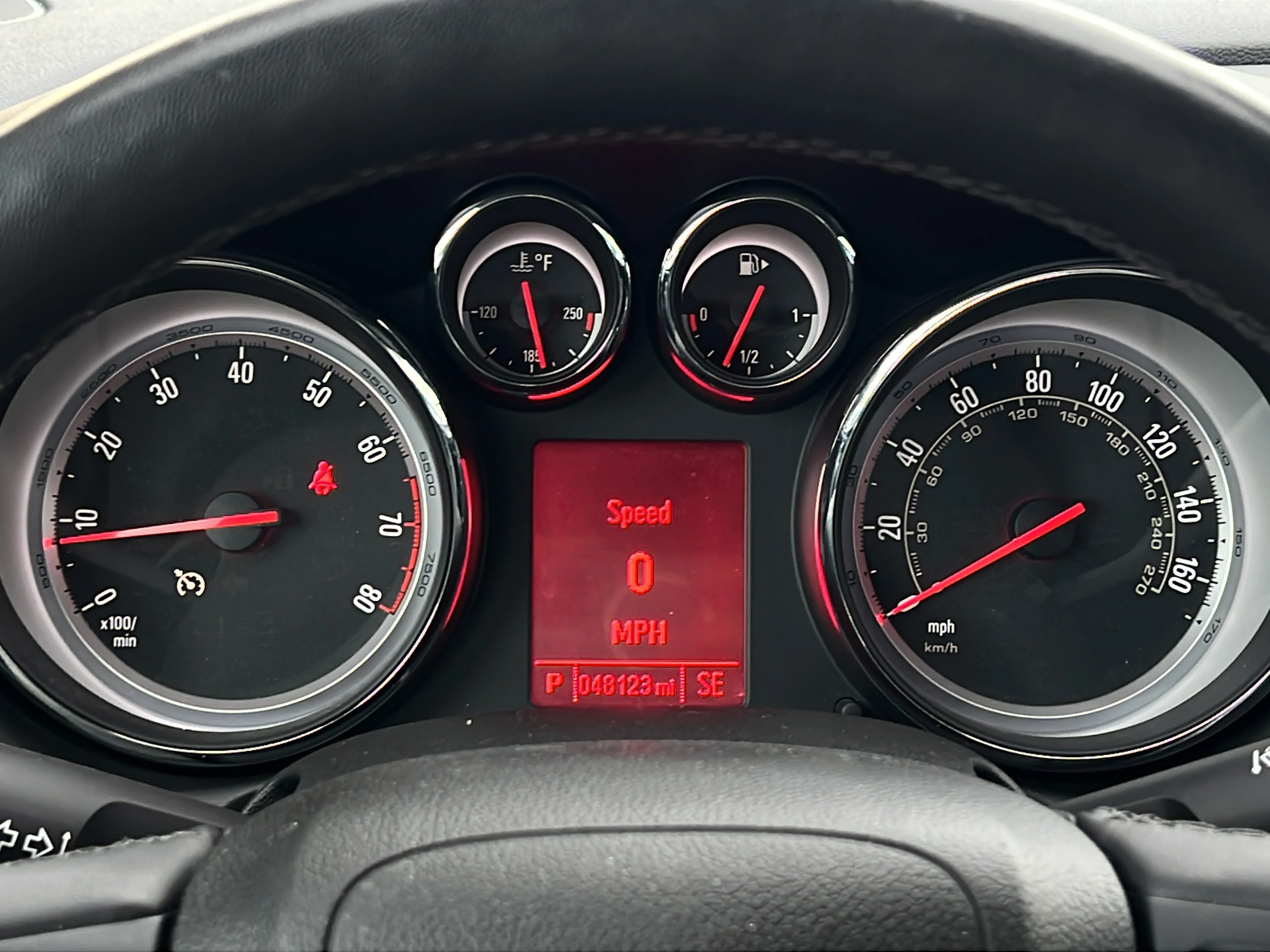 Used 2019 Summit White Buick Premium image 17