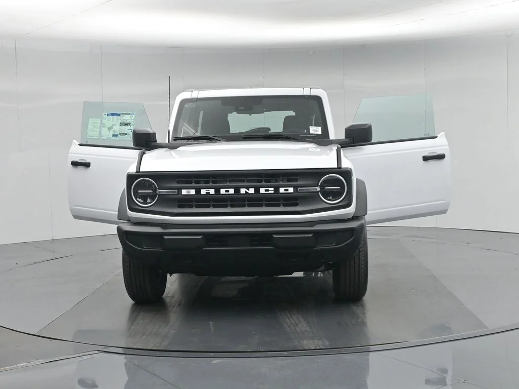 New 2026 Oxford White Ford Base image 28