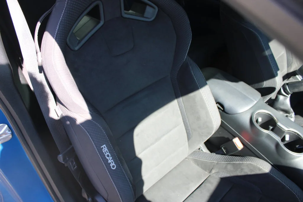 Used 2017 Blue Ford Shelby GT350 image 13