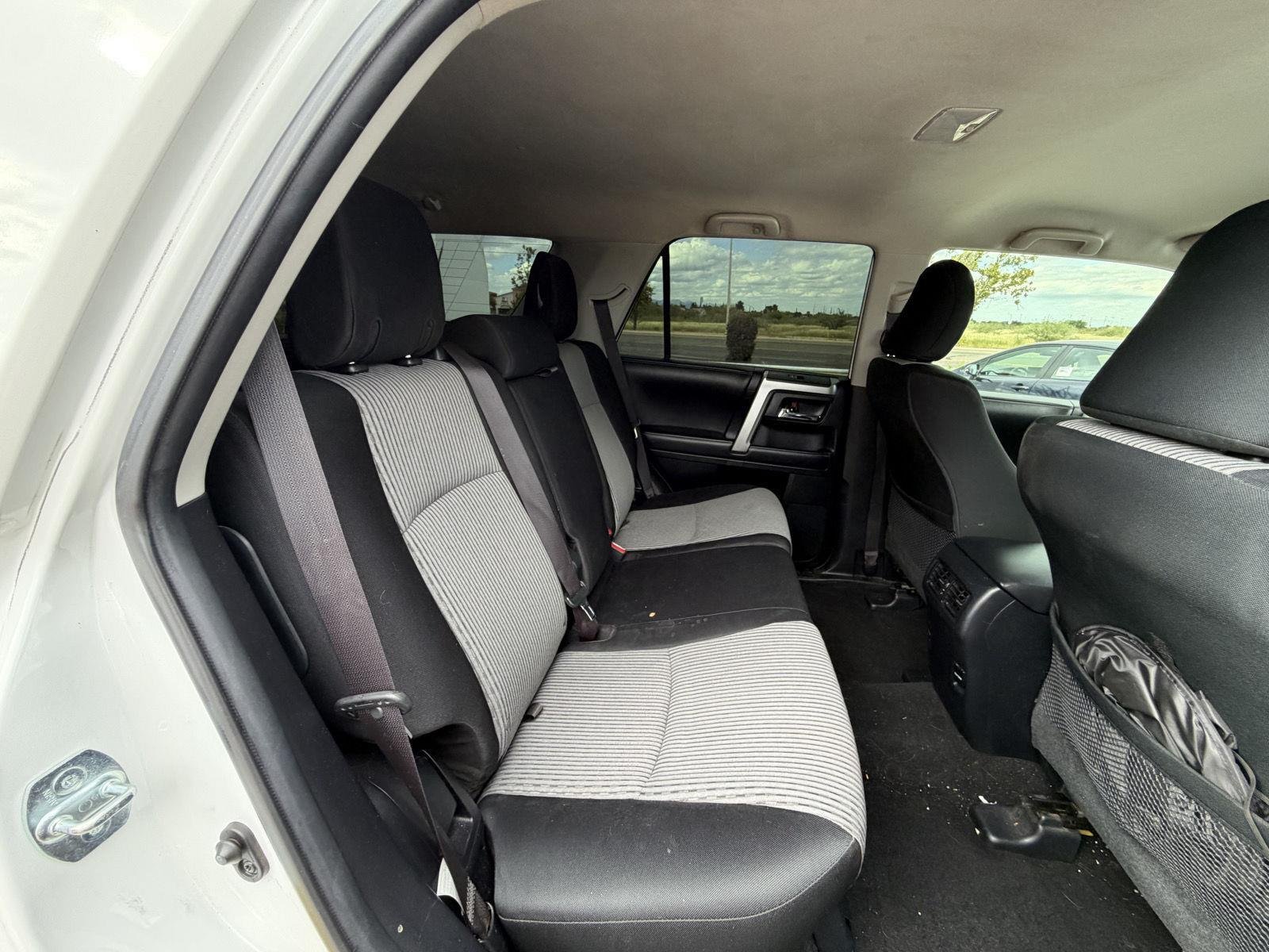Used 2017 Super White Toyota SR5 image 20