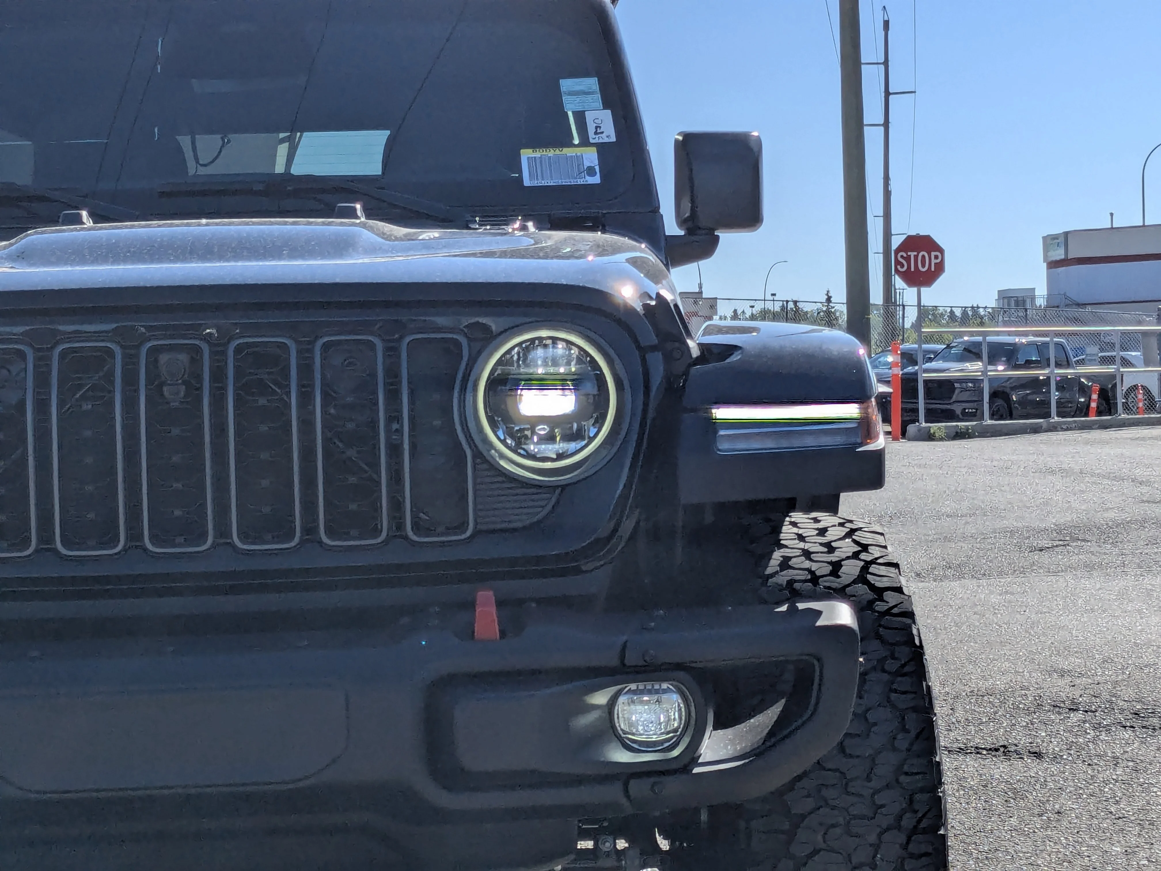 New 2025 Black Jeep Rubicon X - - 35 INCH A/T TIRES - Trailer Tow Group - Offroad Cam - Nappa leather seats & Tons More! image 9
