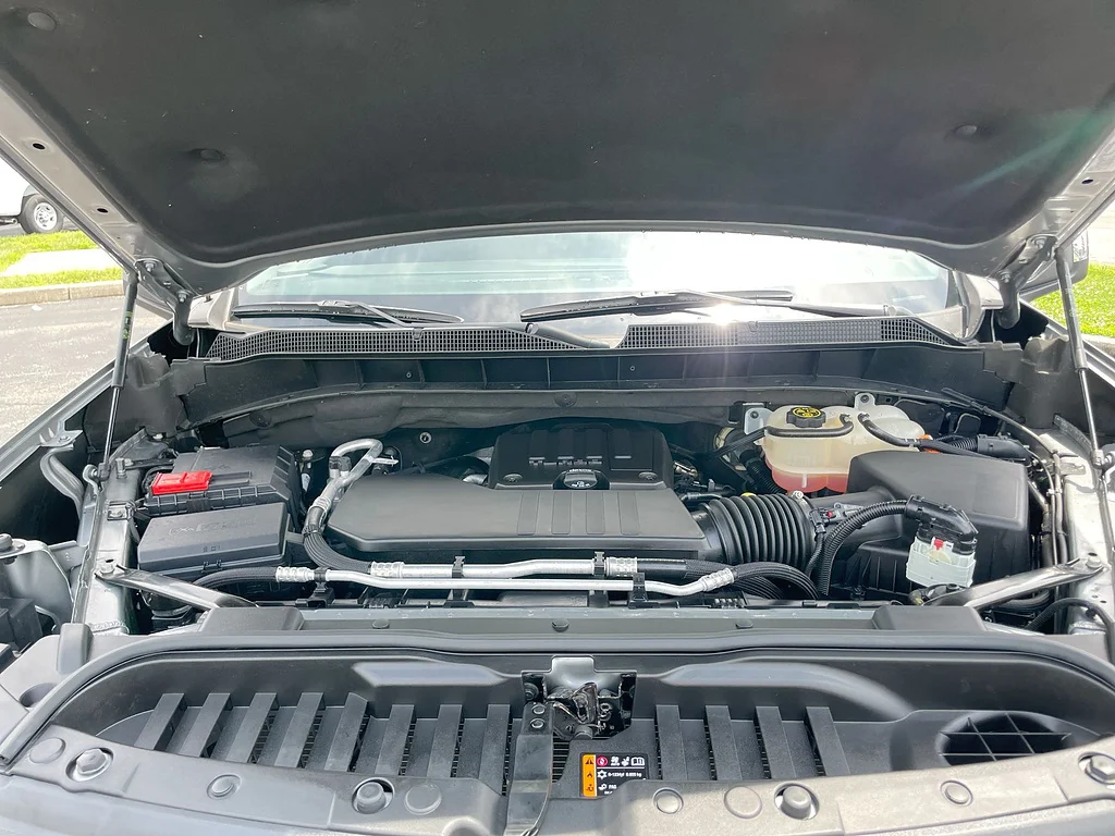 Certified Used 2023 GRAY Chevrolet LT image 28