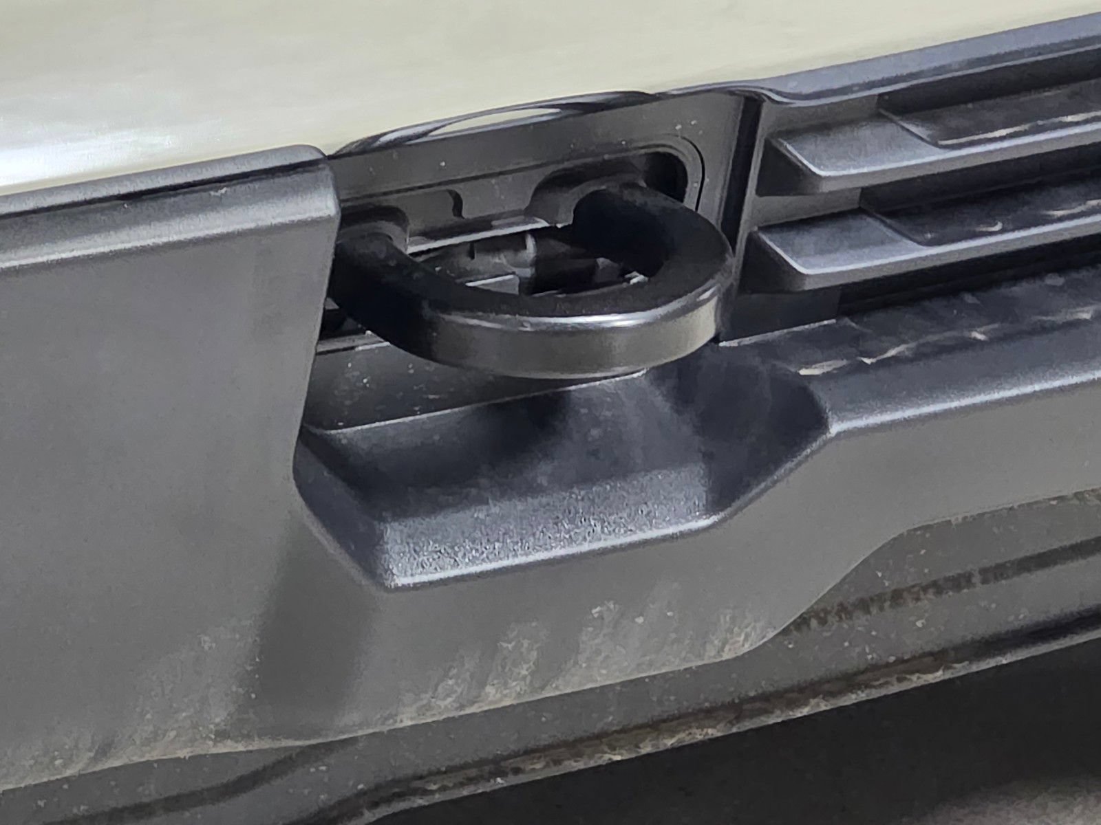 New 2026 Summit White Chevrolet LT (2FL) image 11