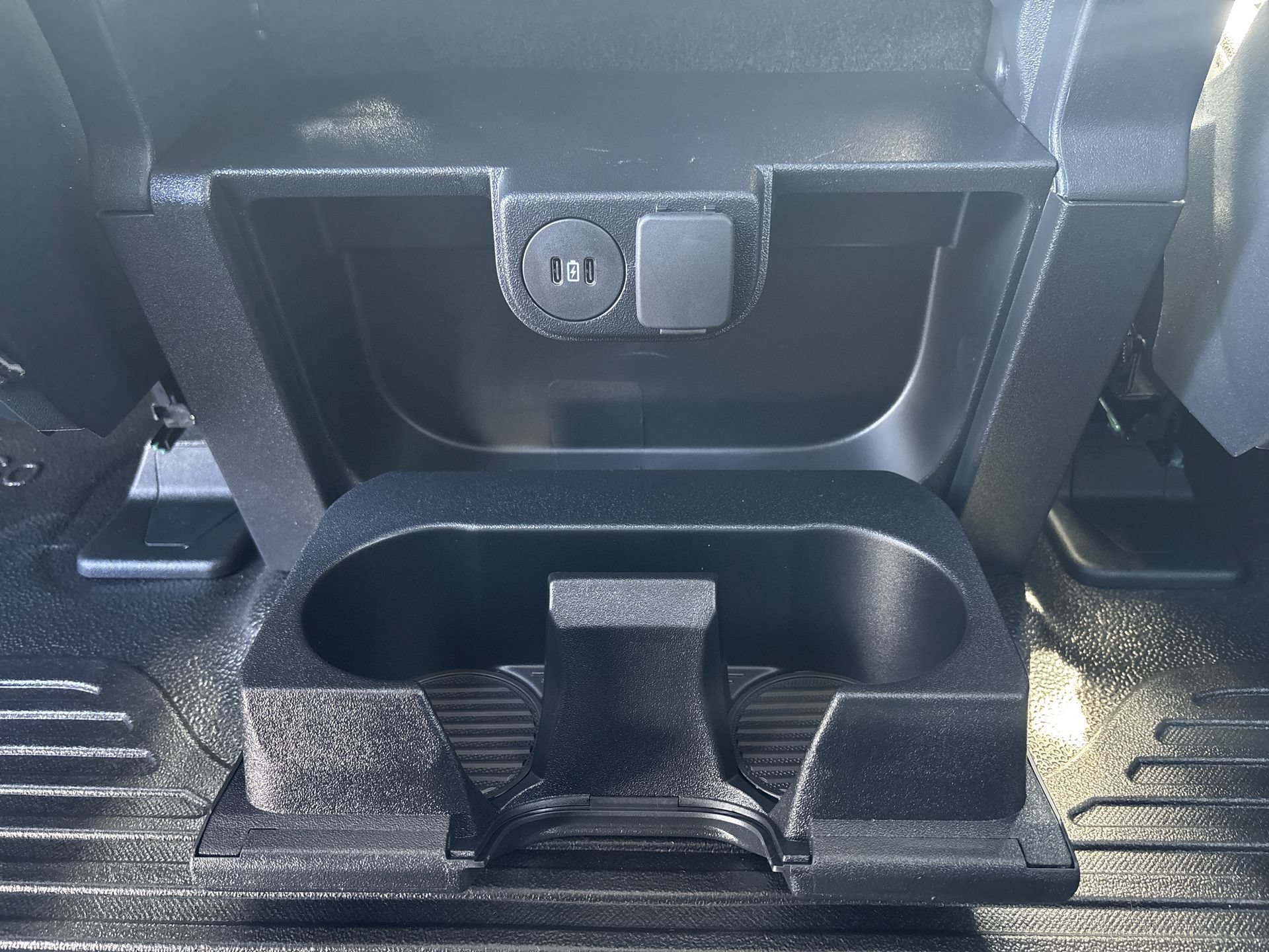 New 2027 Carbonized Gray Metallic Ford F-350® XL image 30