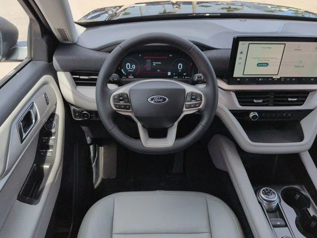 New 2026 Agate Black Metallic Ford Active image 16