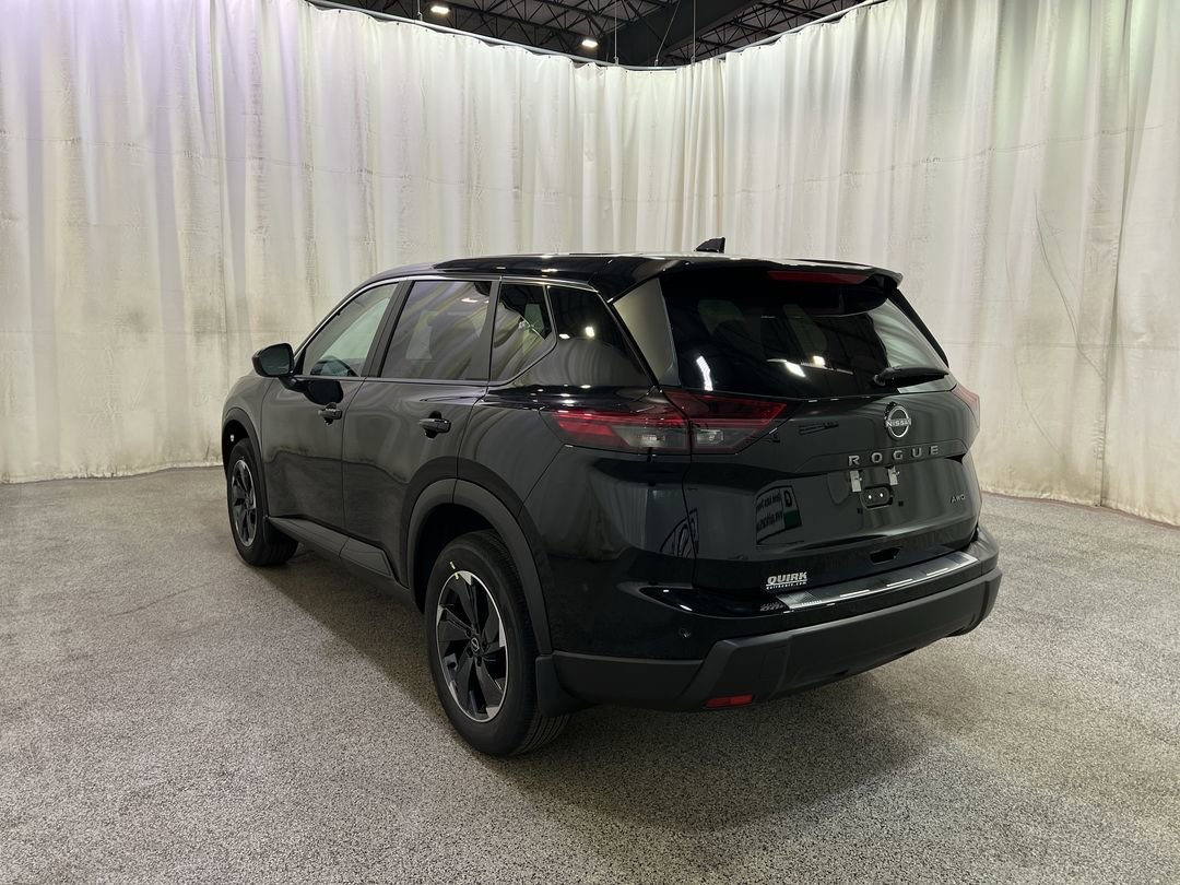 2026 Nissan Rogue SV - Photo 9