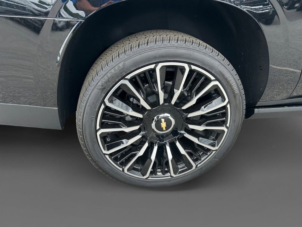 New 2026 Black Chevrolet High Country image 10