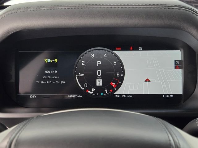 Used 2023 Gold Land Rover X-Dynamic SE image 26