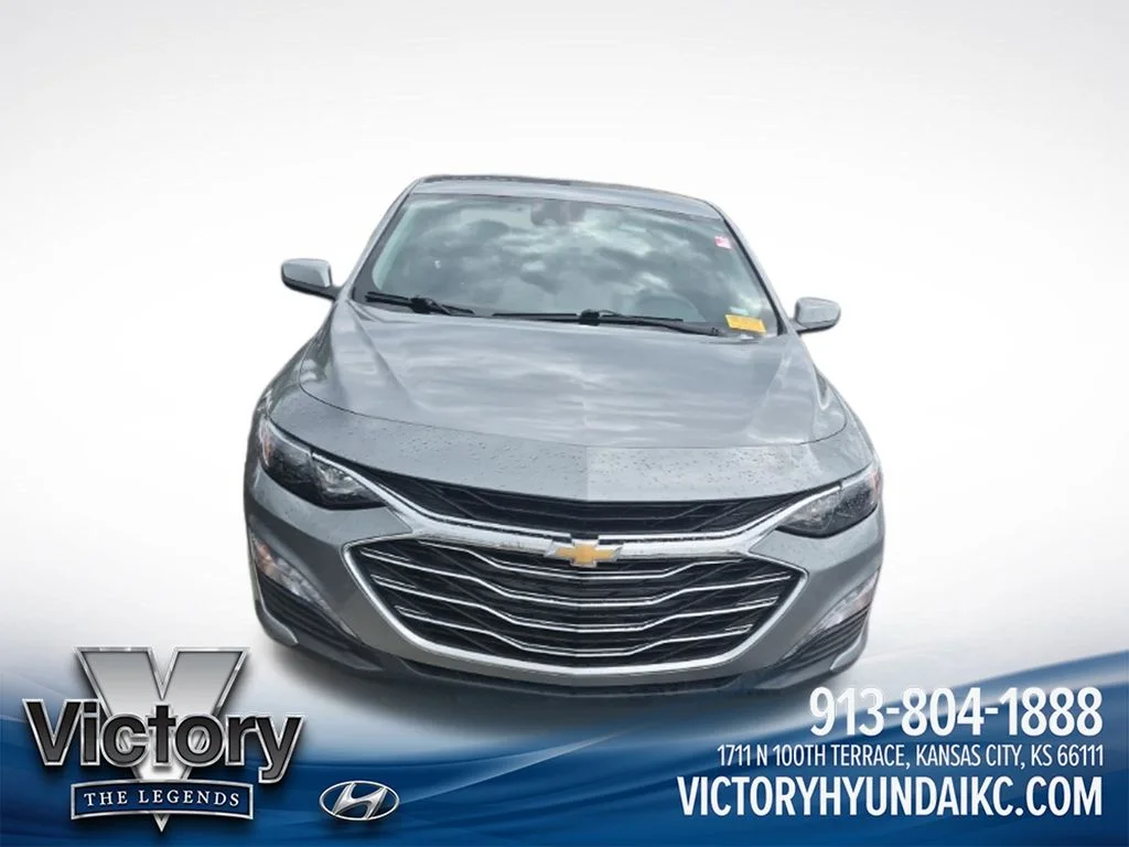 Used 2024 Gray Chevrolet LT image 8