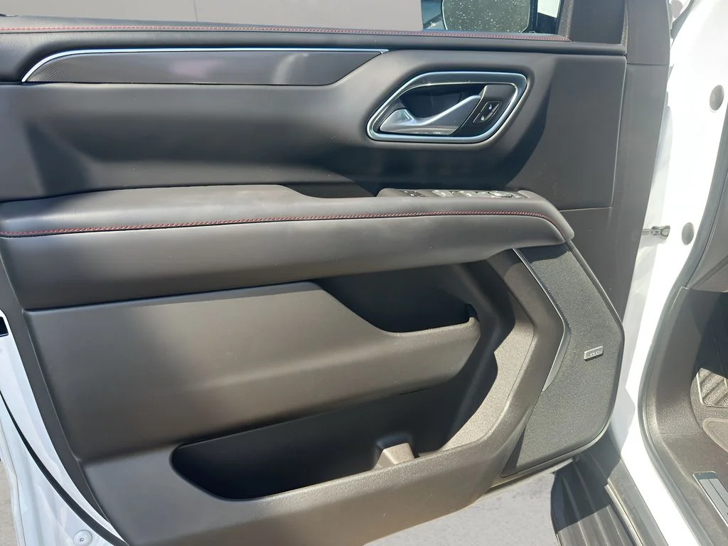 Used 2021 Summit White Chevrolet RST image 38