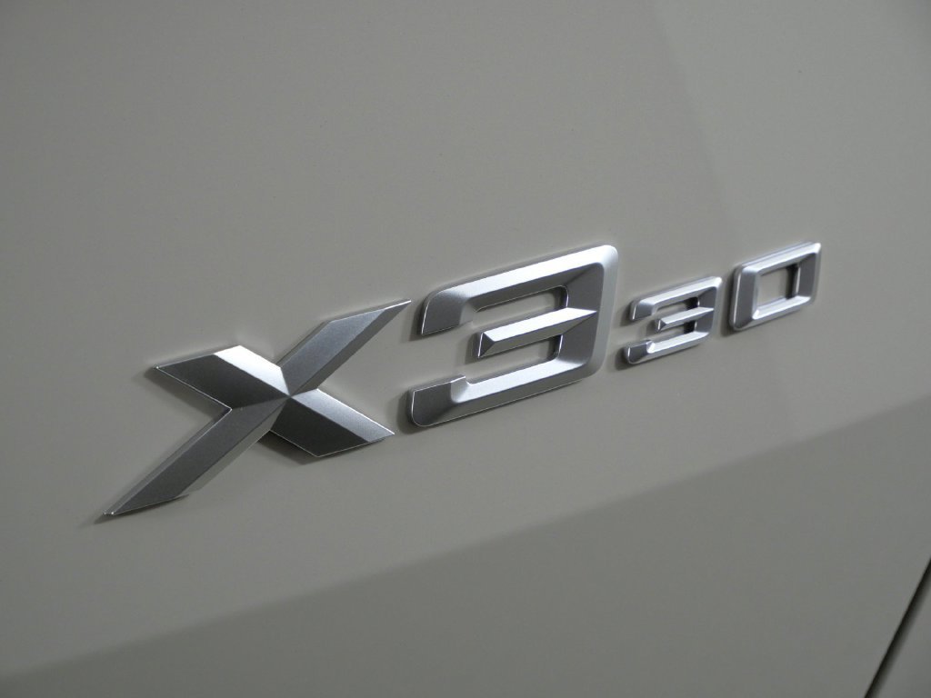 Used 2026 Dune Grey Metallic BMW 30 xDrive image 13
