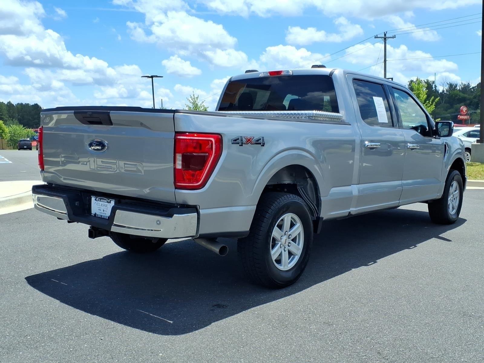 Used 2023 Iconic Silver Metallic Ford XLT image 2