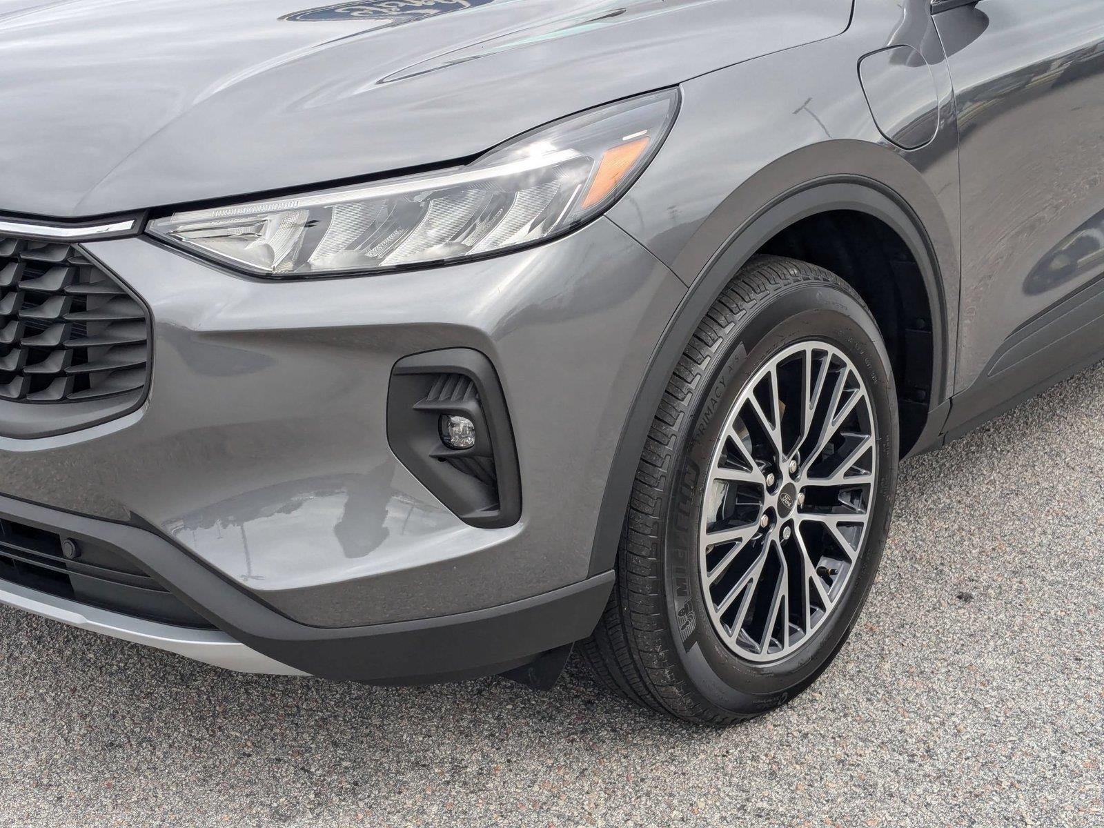 Used 2024 Carbonized Gray Metallic Ford PHEV image 9
