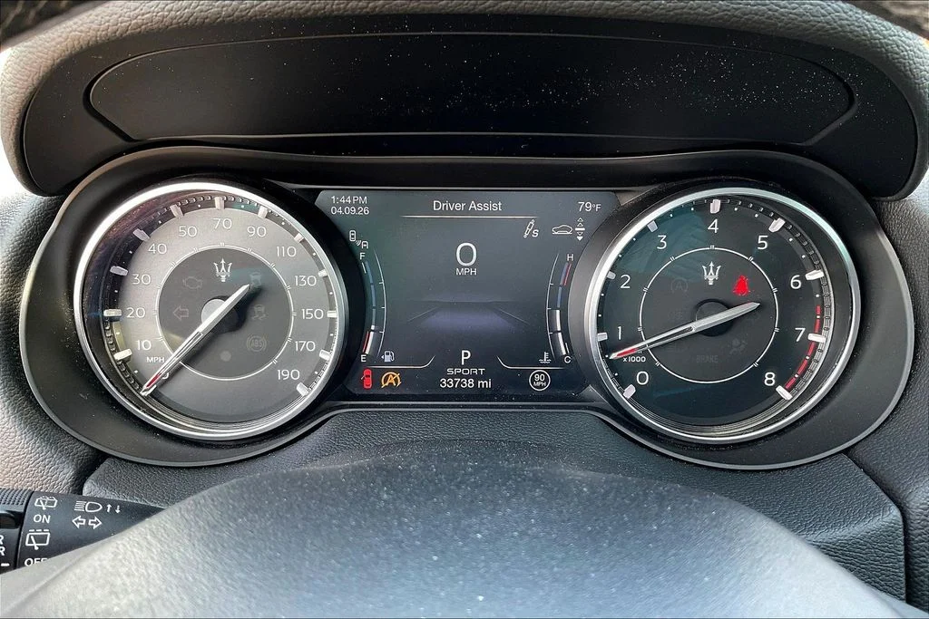 Used 2023 Black Maserati Modena image 13