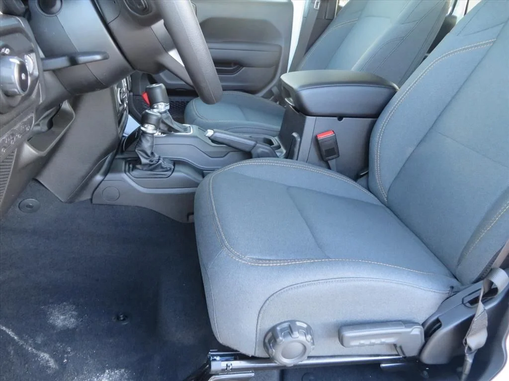 New 2026 Bright White Clearcoat Jeep Sport image 15