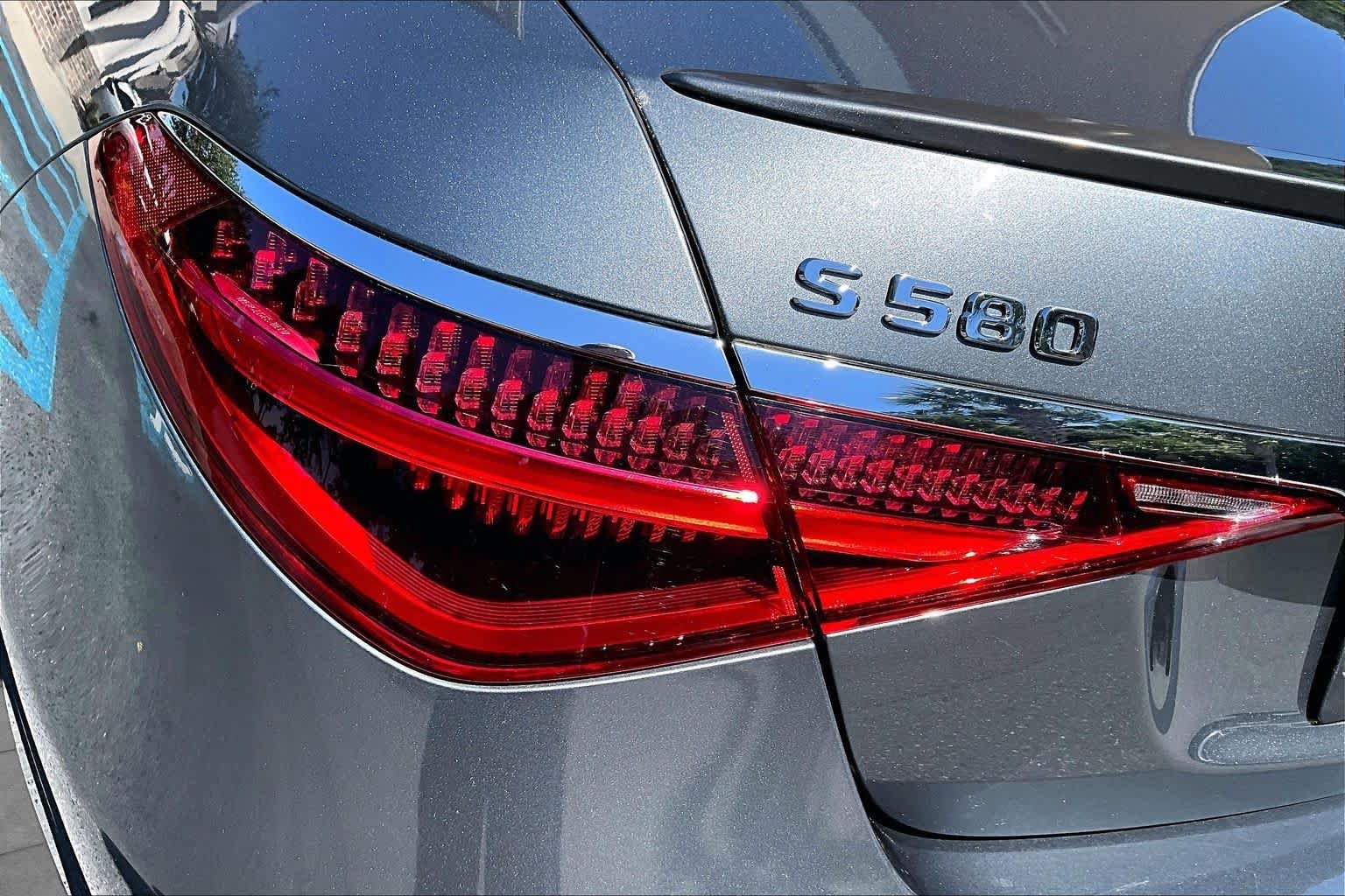 Used 2021 Selenite Grey Mercedes-Benz S 580 image 29