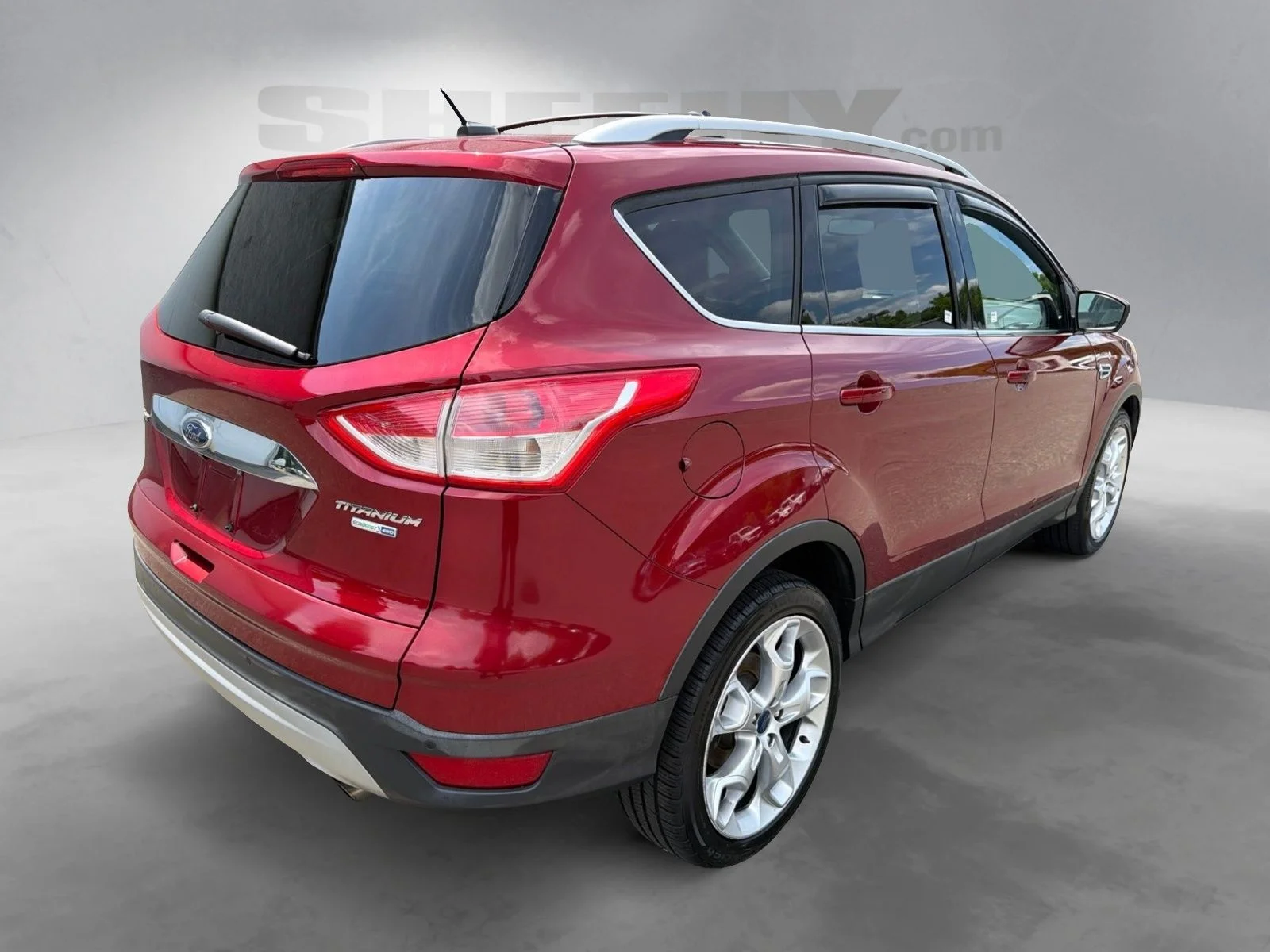 Used 2016 Red Ford Titanium image 12