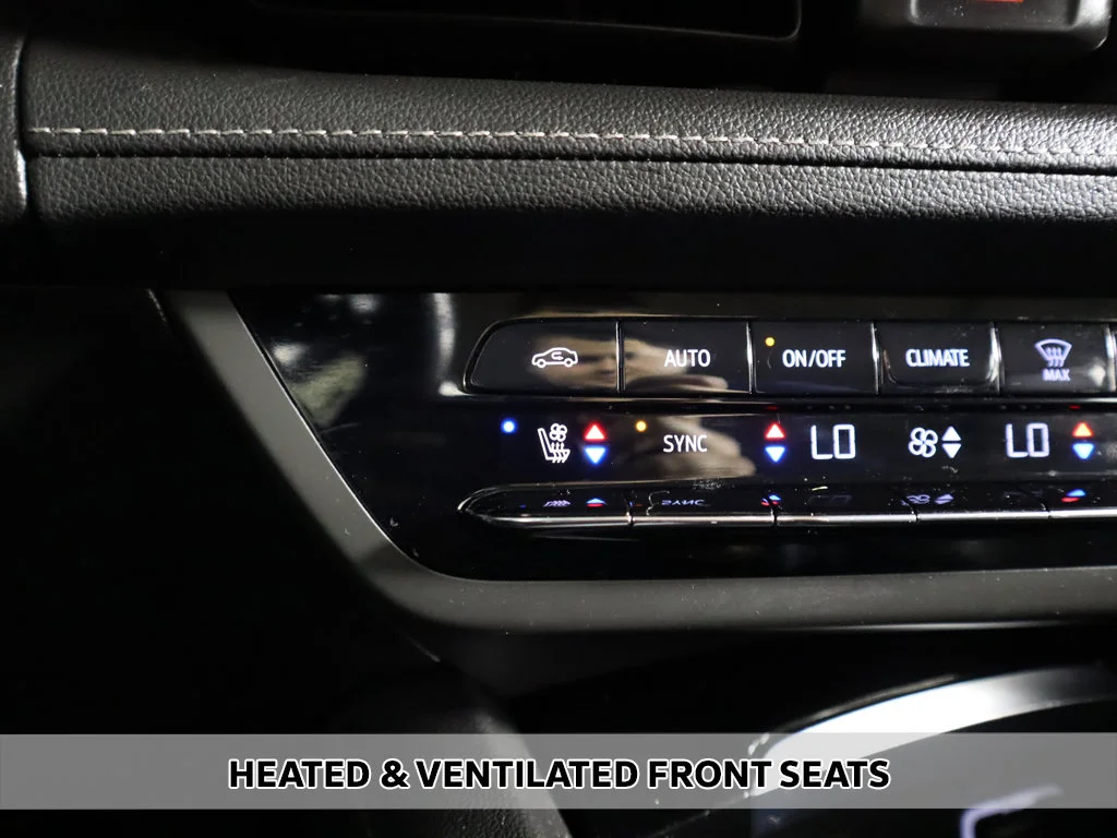 Used 2023 Cinnabar Metallic Buick Avenir image 11