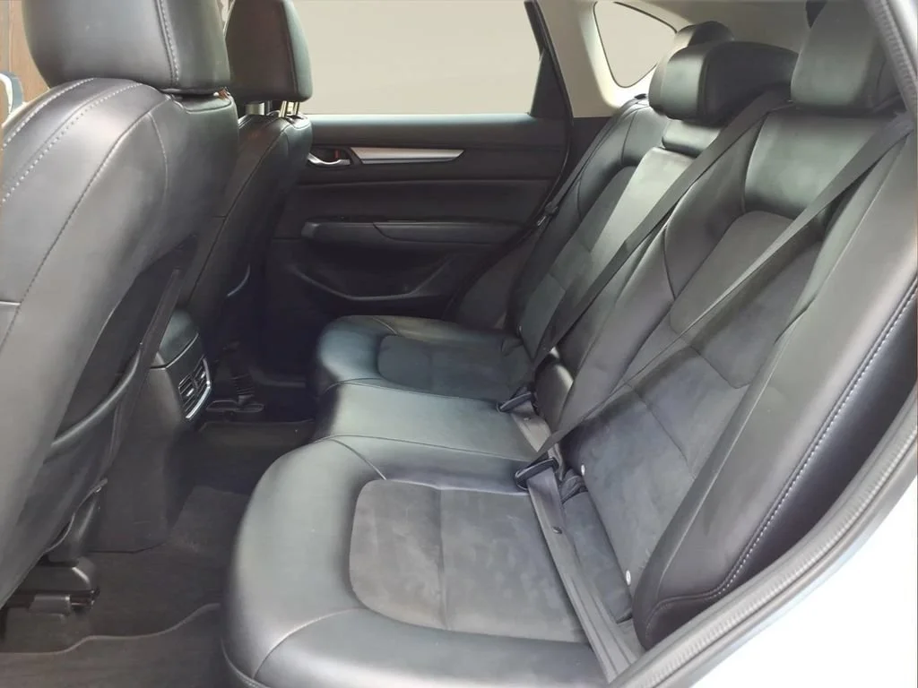 Used 2018 Silver Mazda Touring image 22