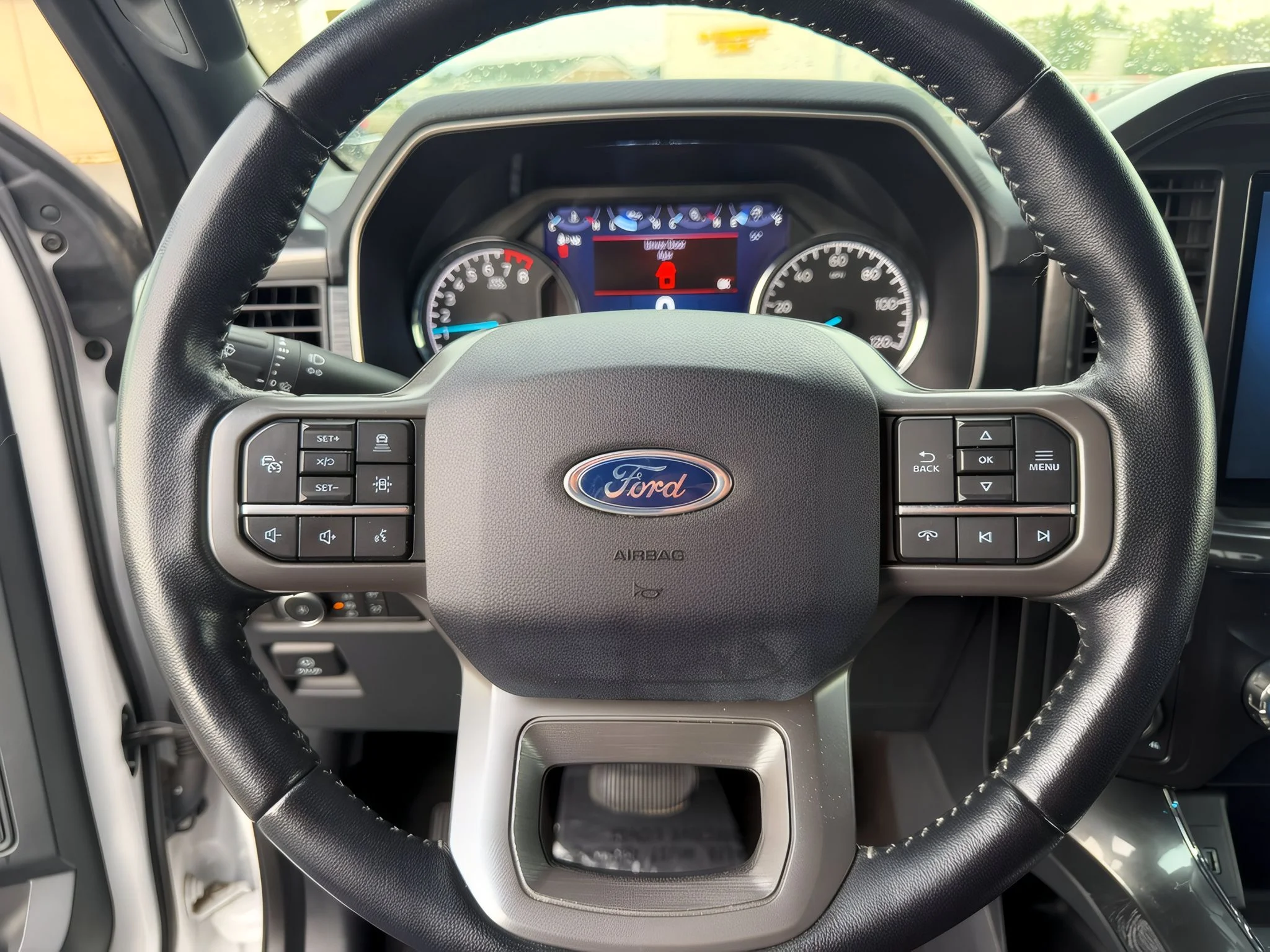 Used 2021 Oxford White Ford XLT image 17