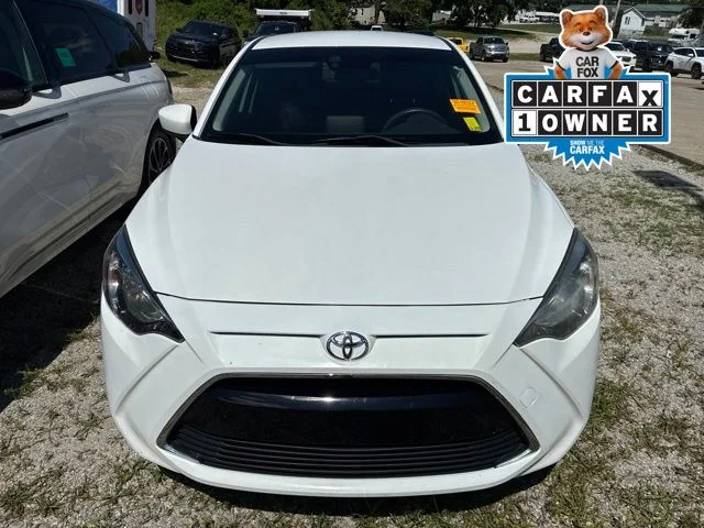 Used 2017 Frost Toyota Base image 2