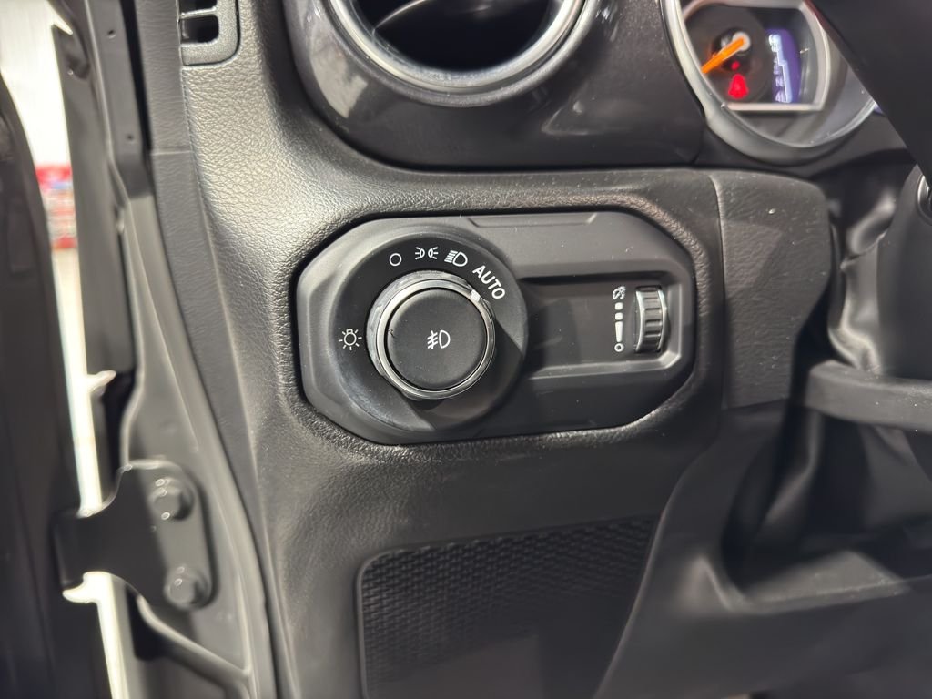 Used 2023 Sting-Gray Clearcoat Jeep Rubicon 392 image 22