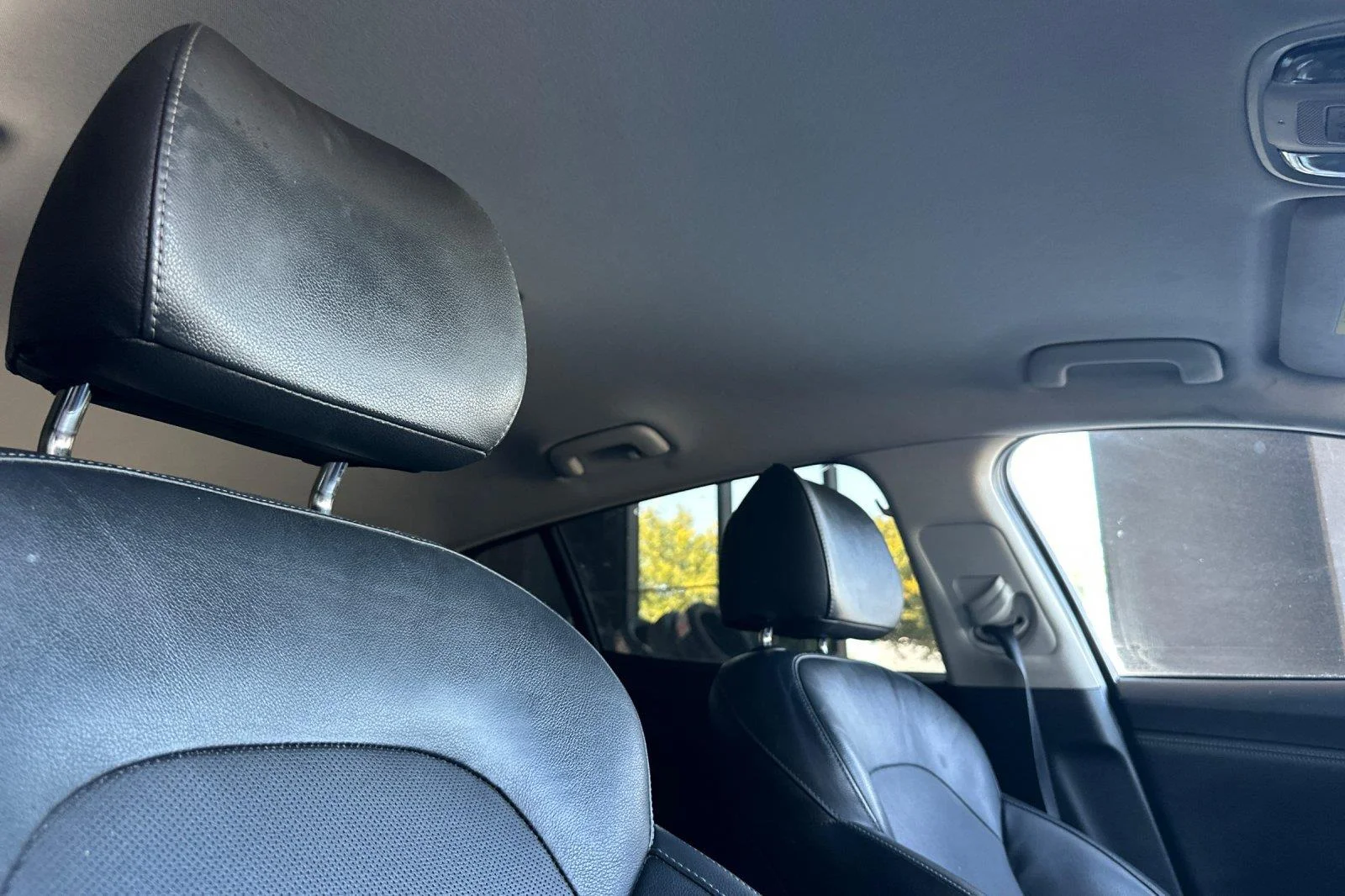 Used 2019 Aurora Black Pearl Kia Base image 16