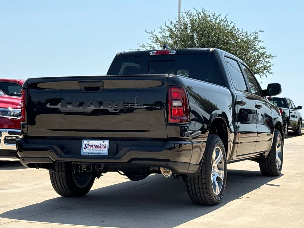 New 2026 Diamond Black Crystal Pearlcoat RAM Express image 9