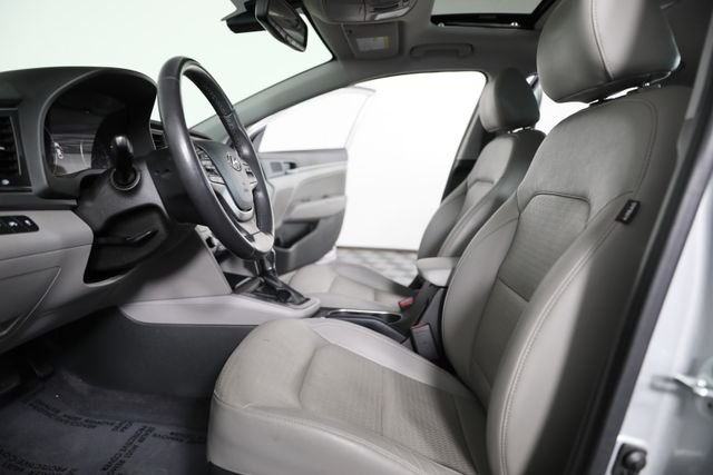 2018 Hyundai Elantra Limited - Photo 18