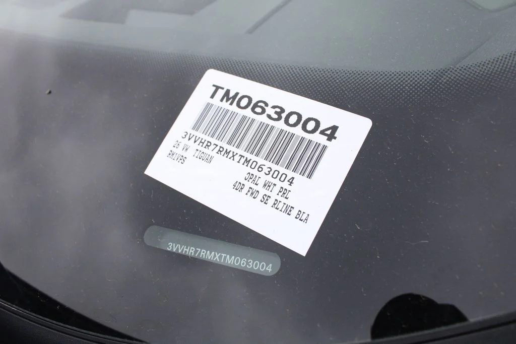 New 2026 White Volkswagen 2.0T SE R-Line Black image 39