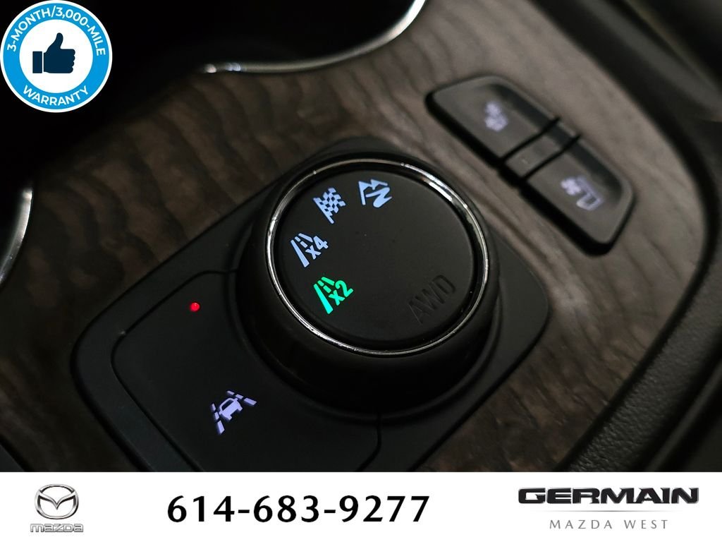 Used 2021 Gray GMC Denali image 34
