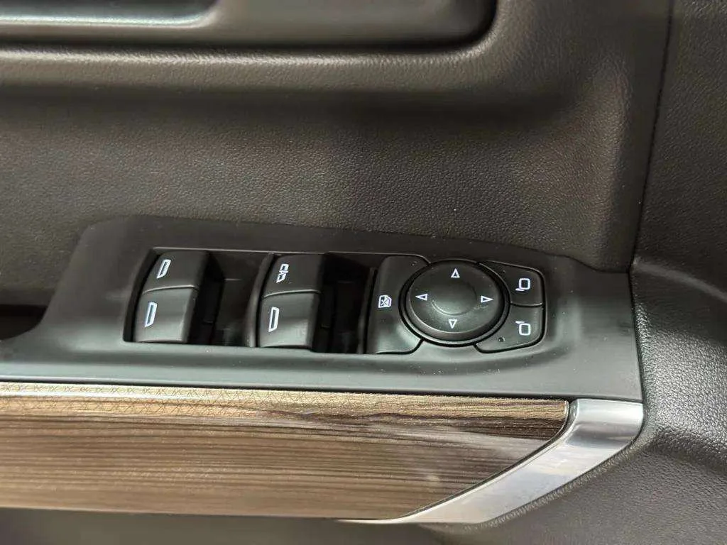 Certified Used 2020 White Chevrolet LT image 18