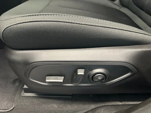 New 2026 Black Jeep Laredo X image 20