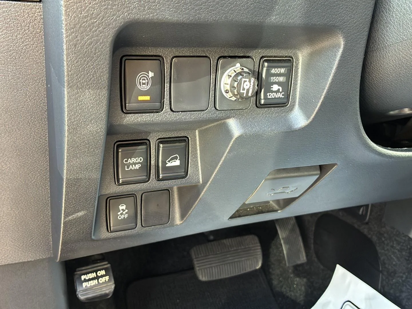 Used 2023 Glacier White Nissan SV image 21