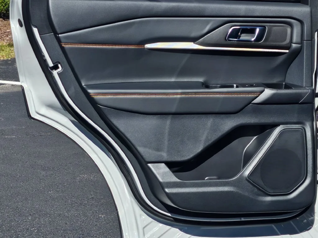 New 2027 Avalanche Gray Ford Tremor® image 35