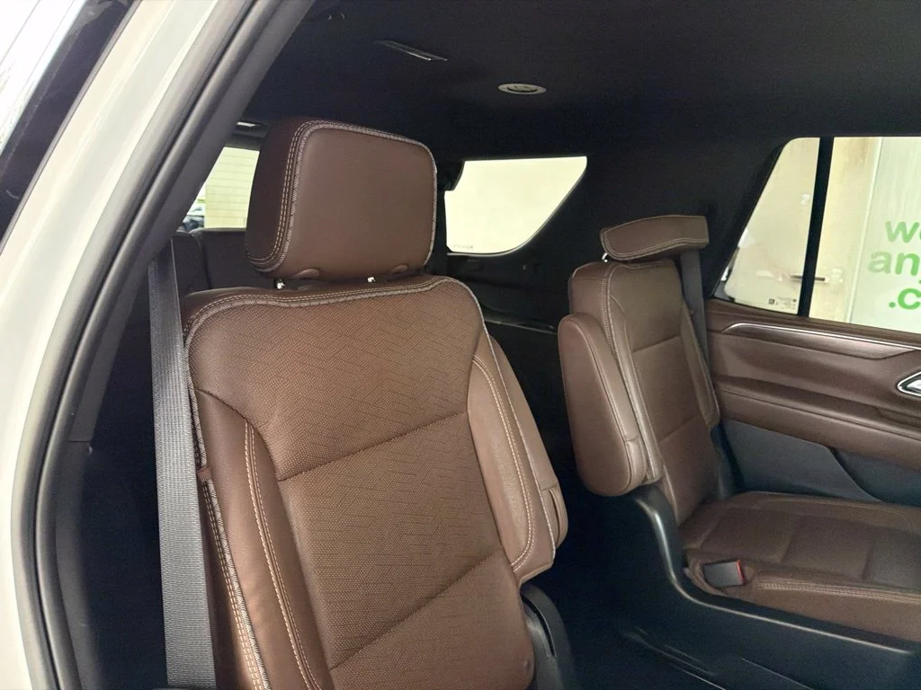 Used 2022 White Chevrolet High Country image 26